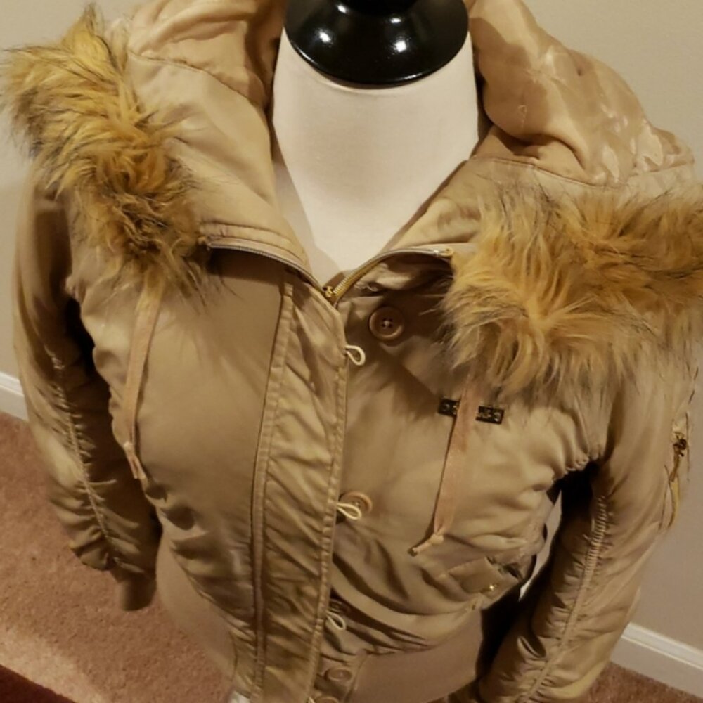 Y2K South Pole Women's Tan Bomber Puffer Jacket with Faux Fur Zip Hood - Picture 4 of 6